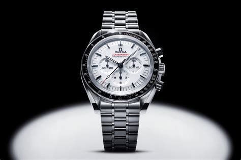 omega speedmaster sandwich dial|omega speedmaster white dial price.